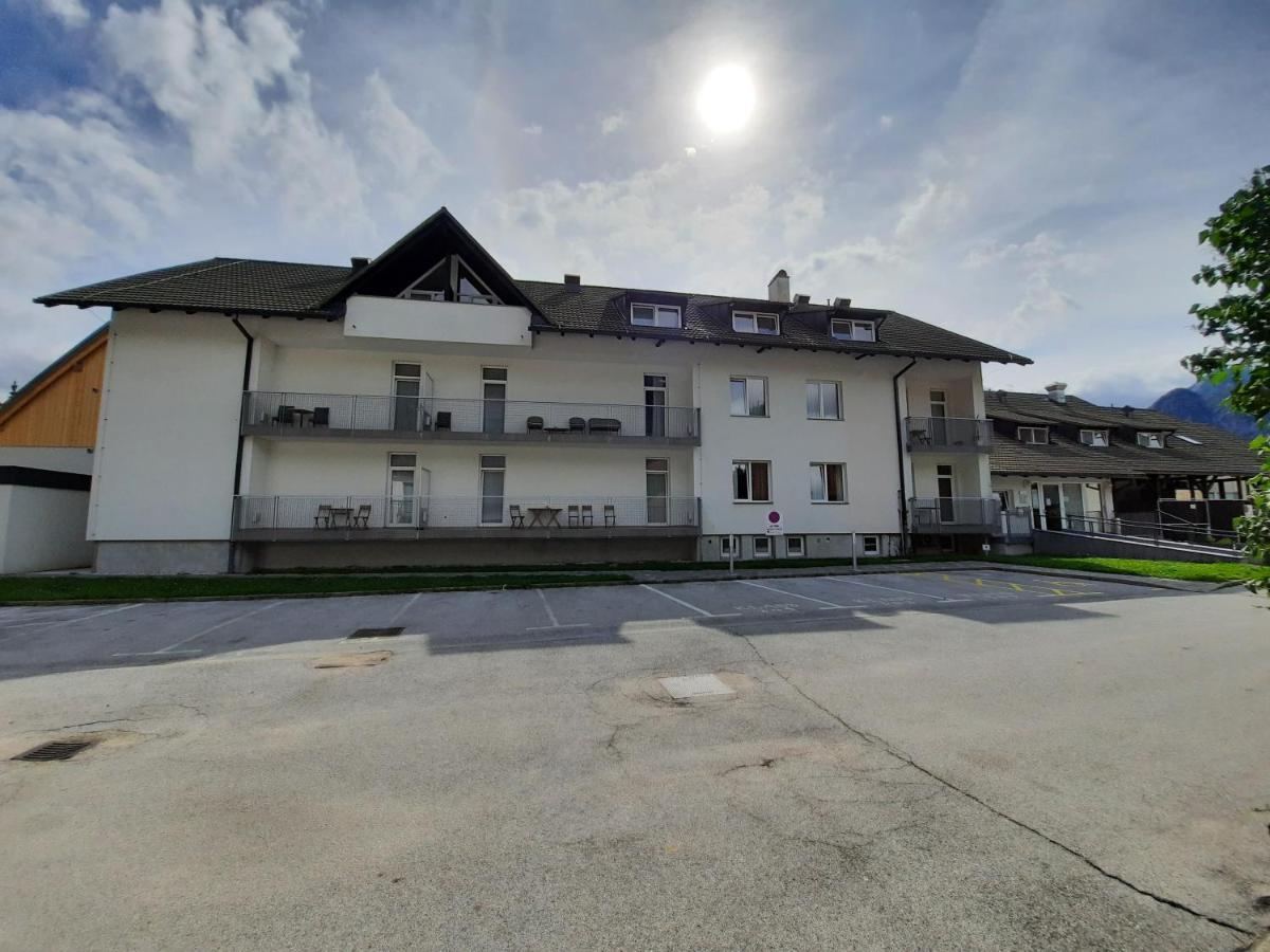 Apartments Trio Kranjska Gora Exteriör bild